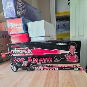 Action Joe Amato Dynomax 2000 Top Fuel Dragster 1:24 Diecast Limited Edition
